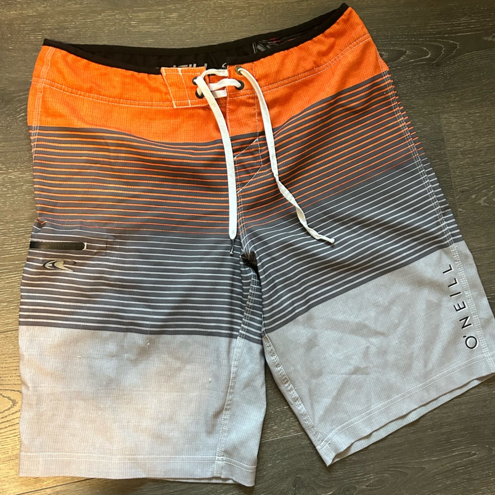 O’Neil men’s swim shorts trunks size 32 waist / orange gray stripe
